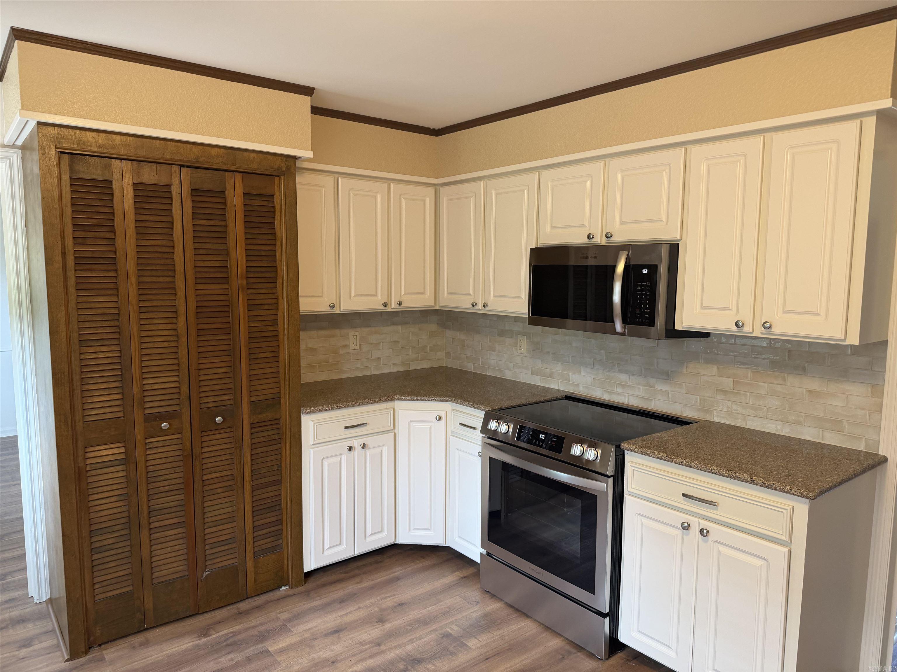 Walnut Valley - Residential Lease