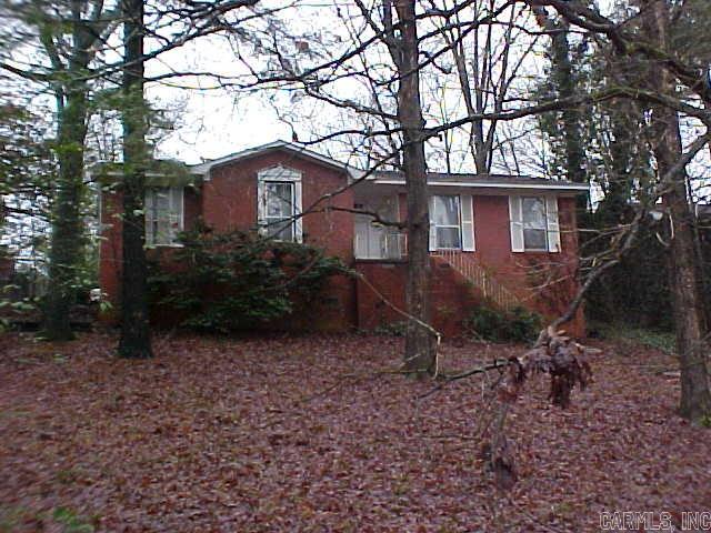 Newly renovated 3 bedroom 2 bath home in the Brookwood subdivision.