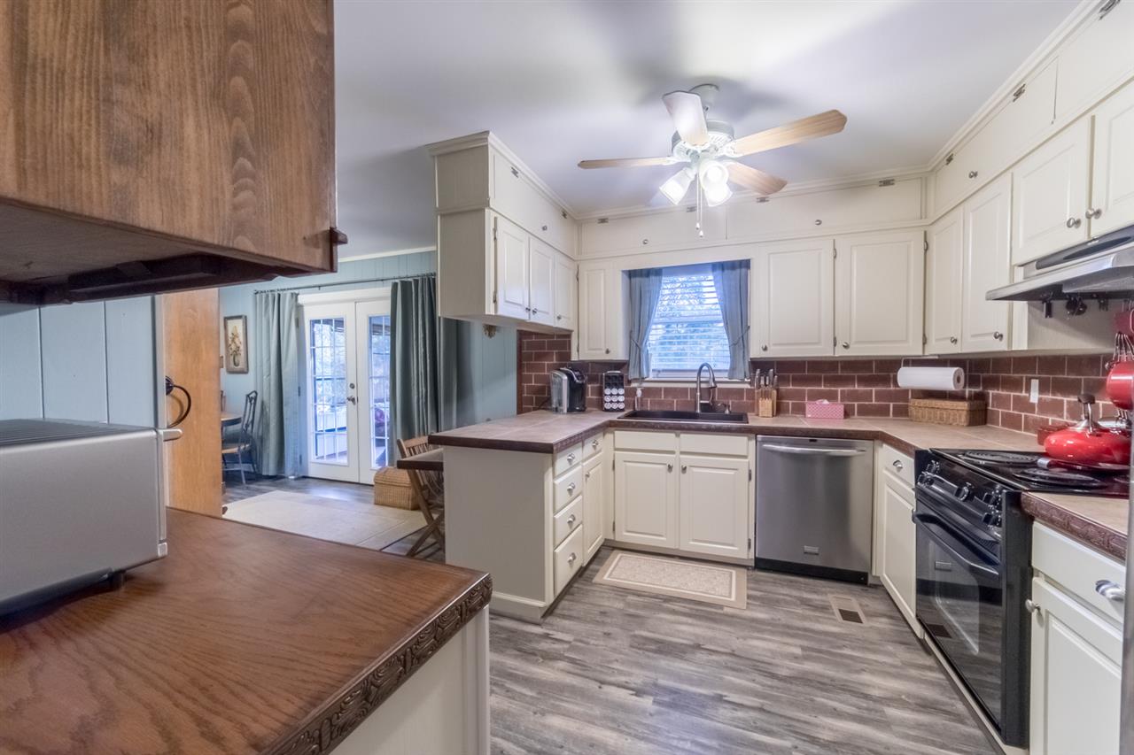 INDIAN HILLS - Residential