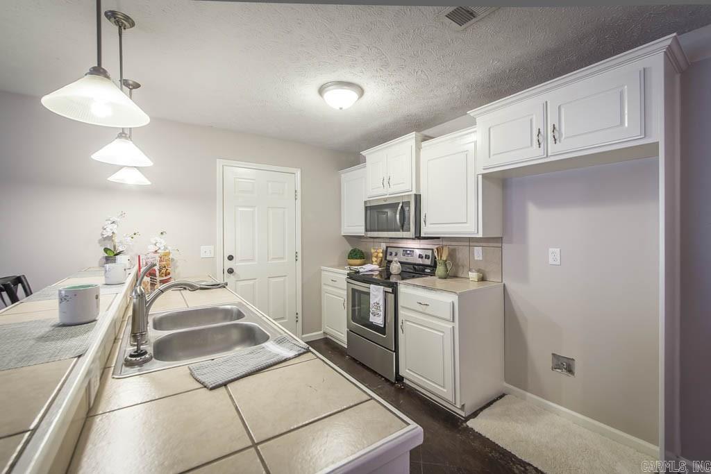Gold Meadows - Residential