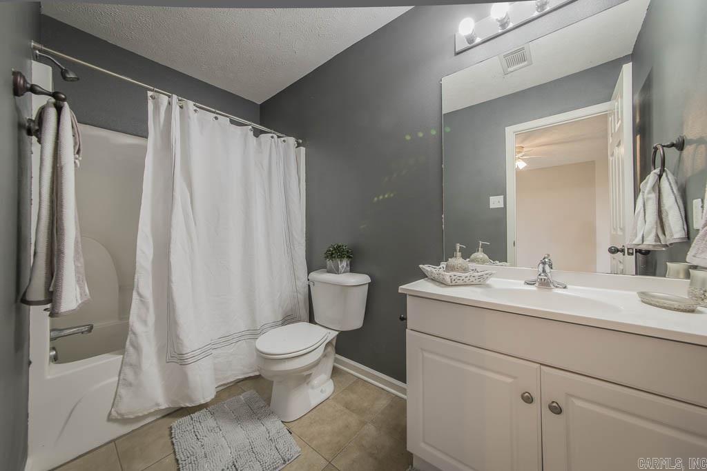 Gold Meadows - Residential