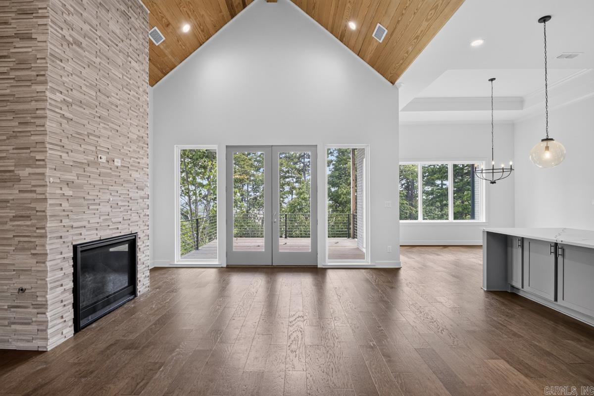 CHENAL VALLEY FALSTONE COURT - Residential