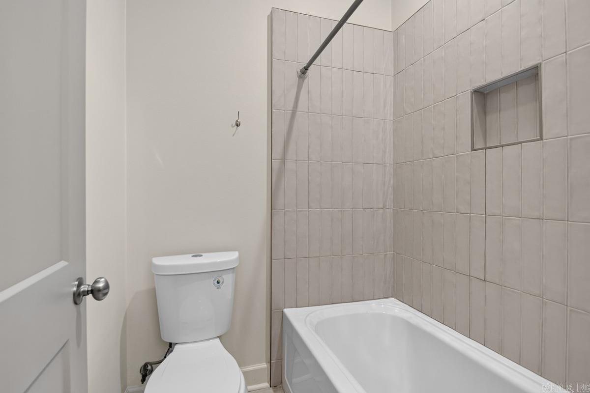 CHENAL VALLEY FALSTONE COURT - Residential