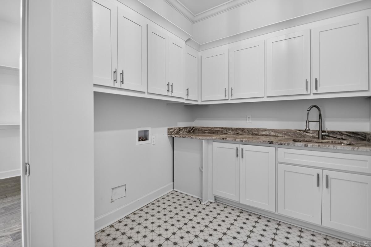 CHENAL VALLEY FALSTONE COURT - Residential