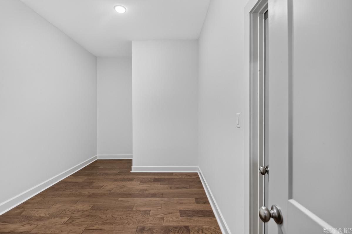 CHENAL VALLEY FALSTONE COURT - Residential