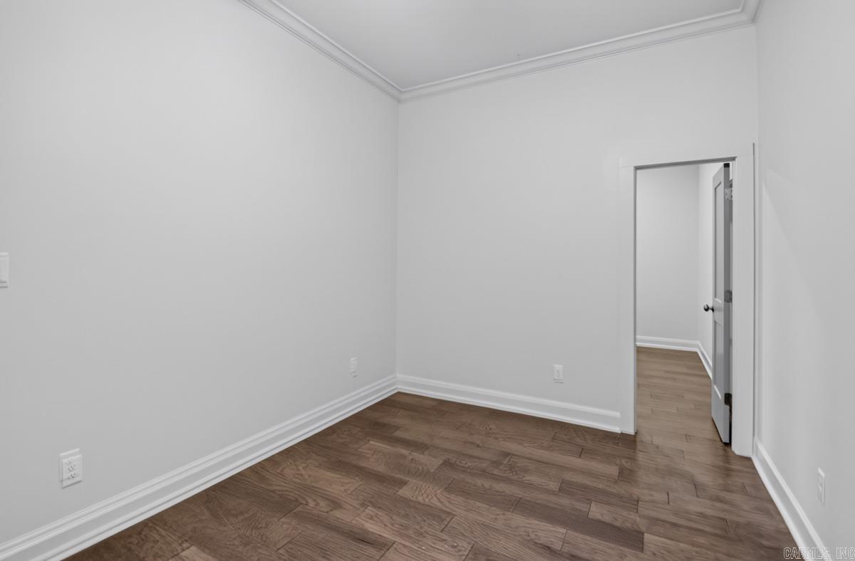 CHENAL VALLEY FALSTONE COURT - Residential