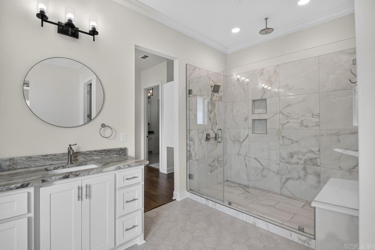 CHENAL VALLEY FALSTONE COURT - Residential
