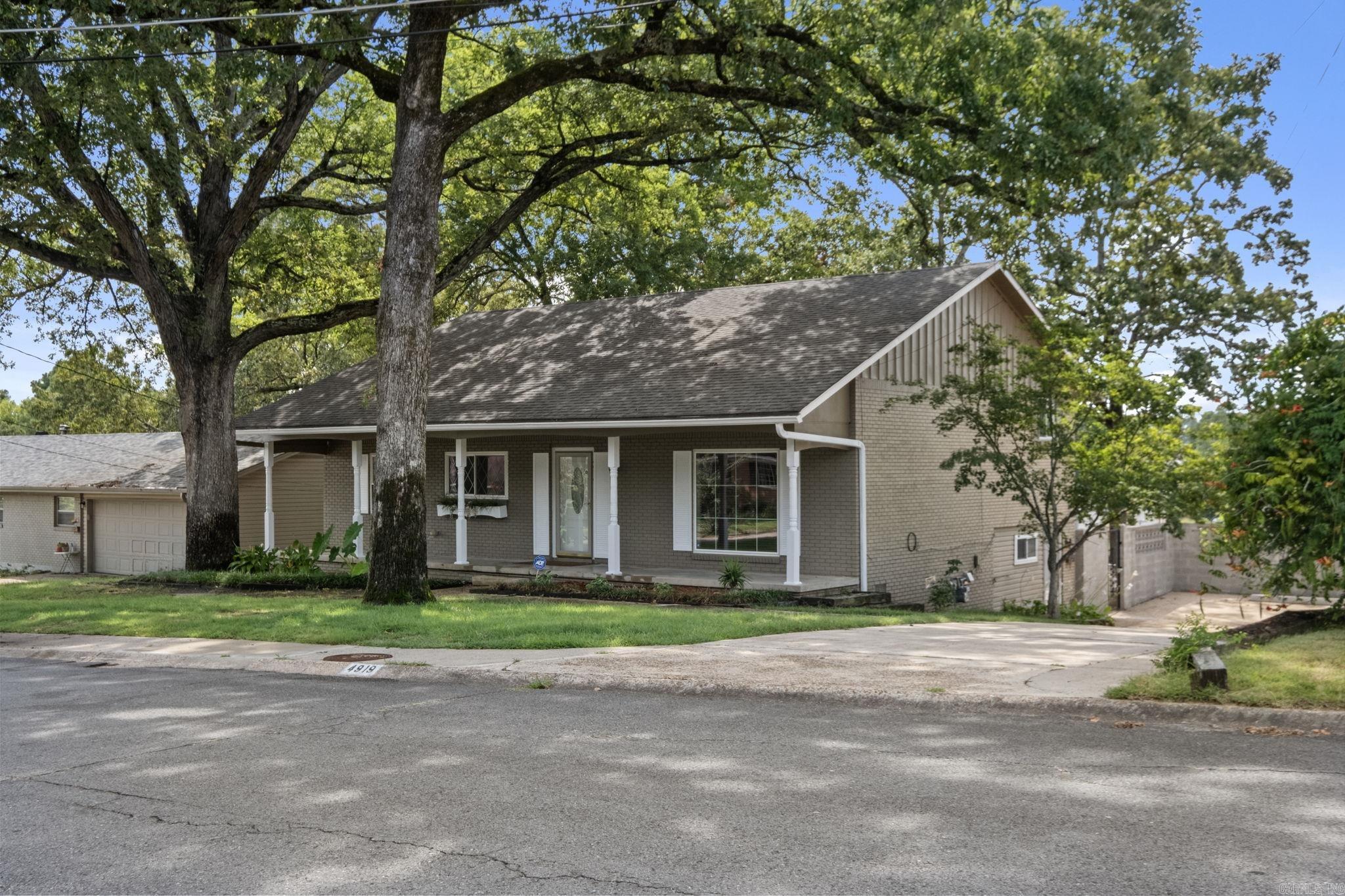 PARK HILL - Residential