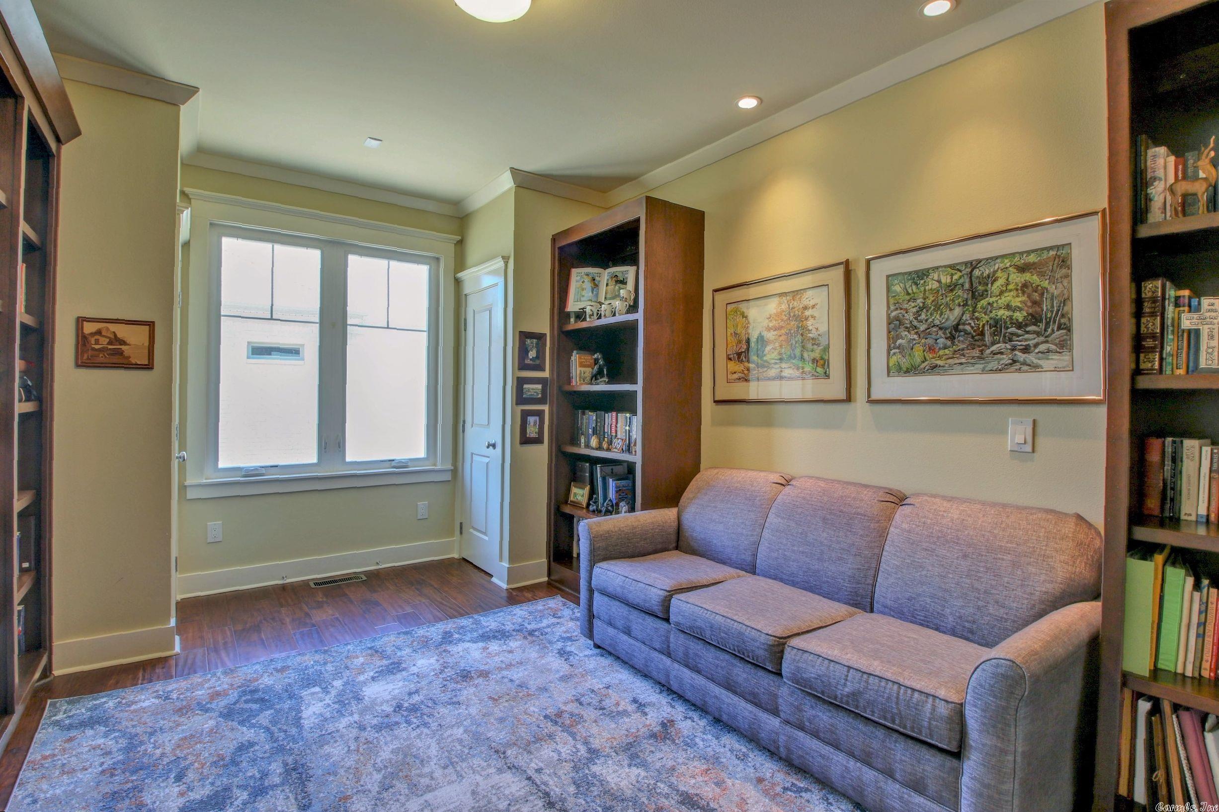 TURTLE CREEK COVE ADDN - Residential
