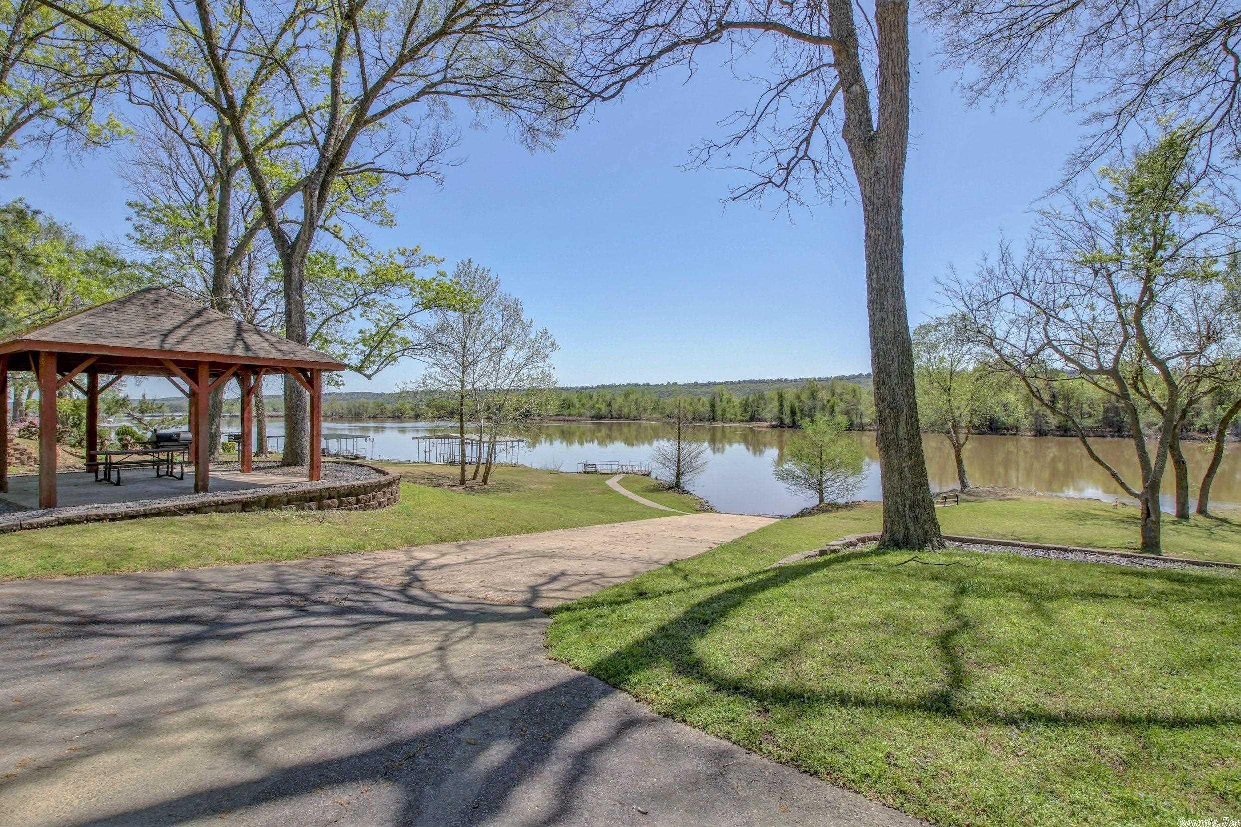 TURTLE CREEK COVE ADDN - Residential