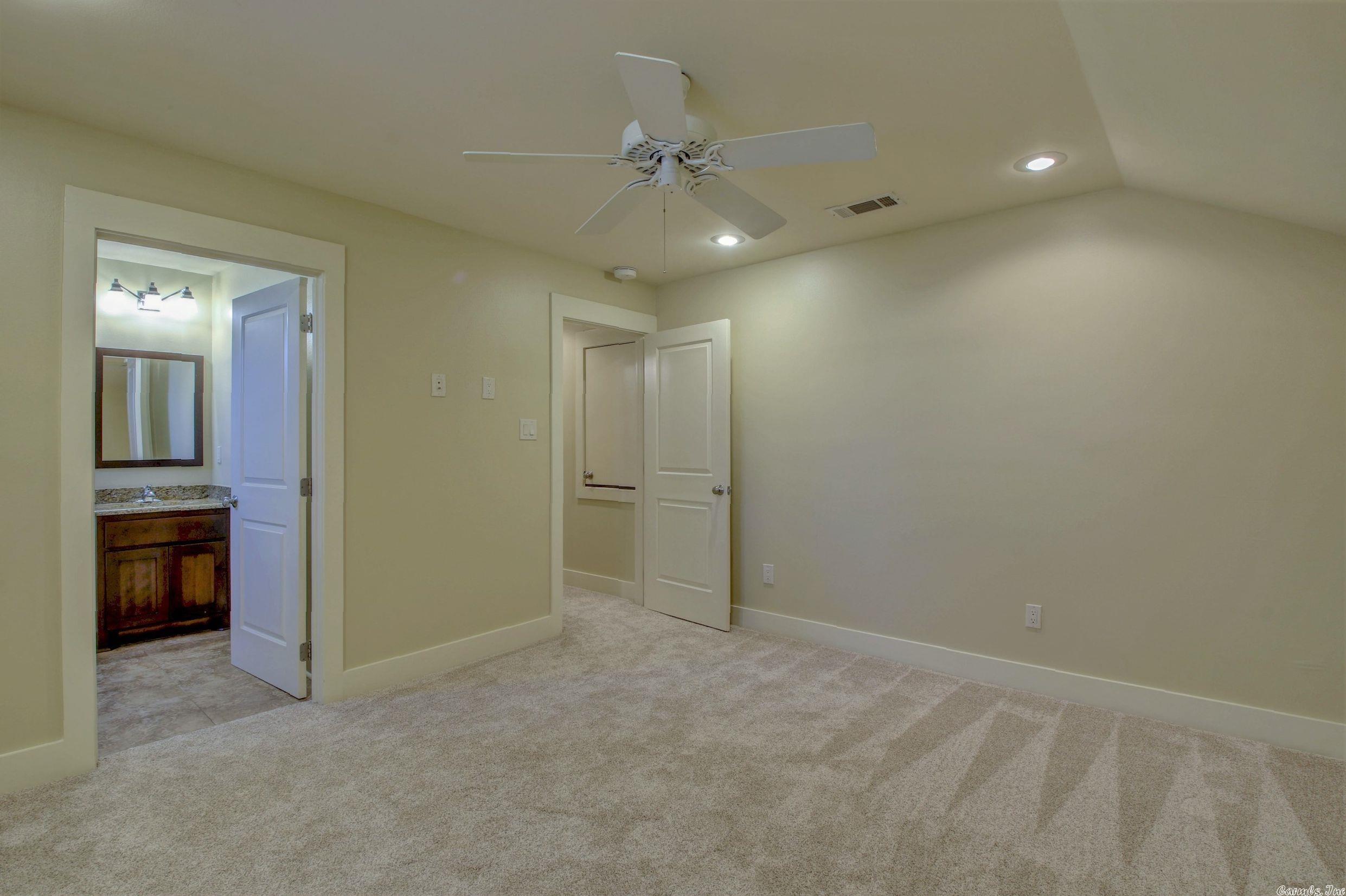TURTLE CREEK COVE ADDN - Residential