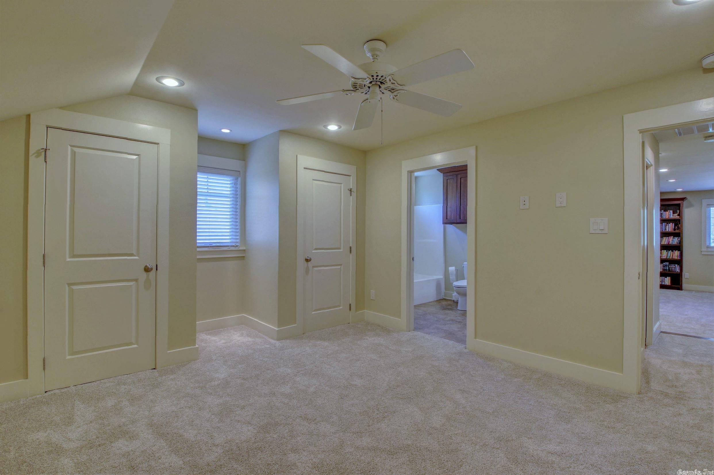 TURTLE CREEK COVE ADDN - Residential