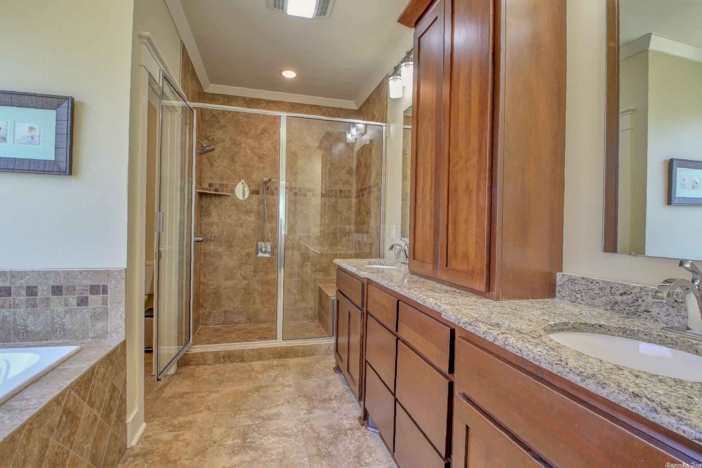 TURTLE CREEK COVE ADDN - Residential