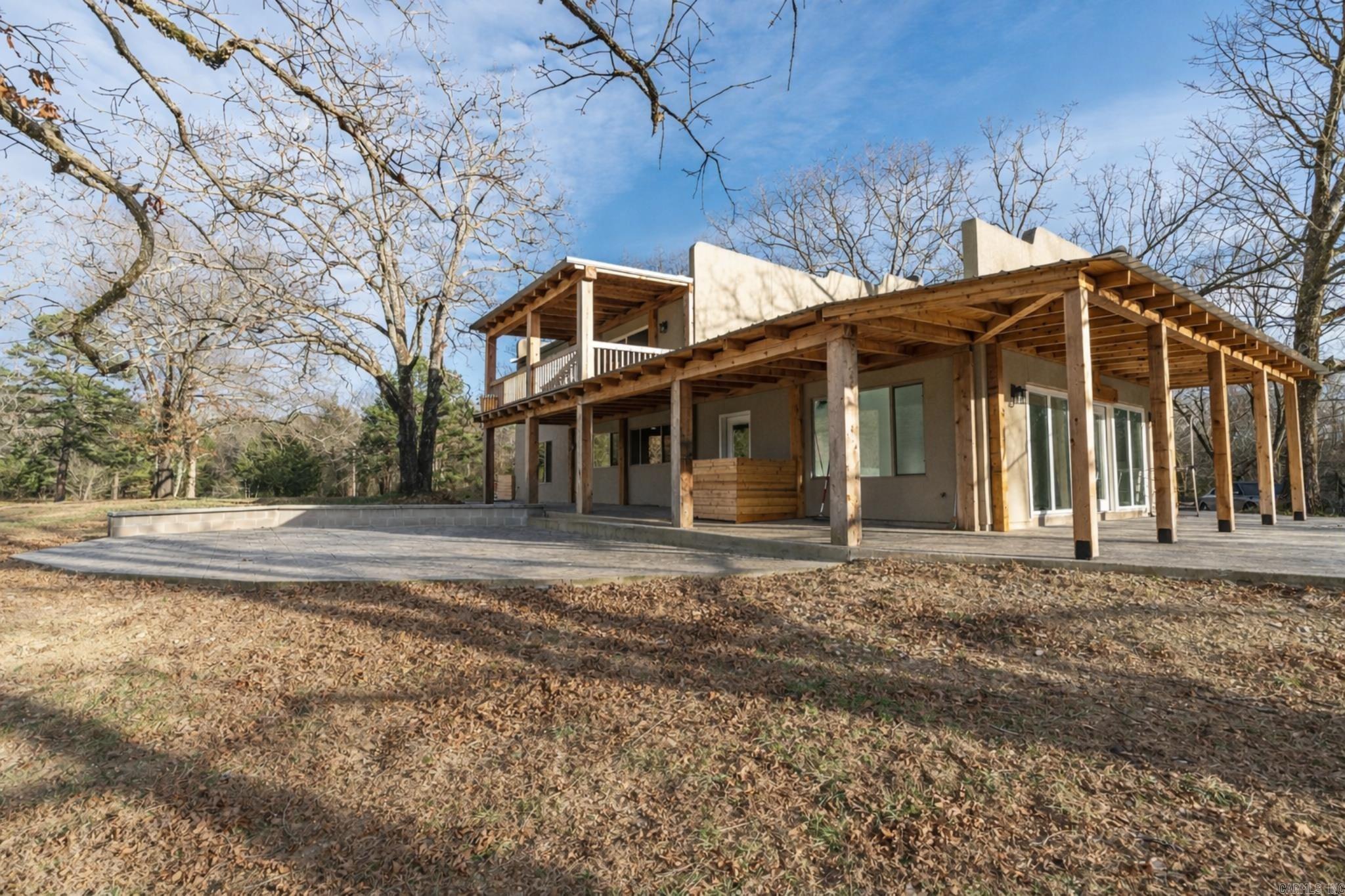Mena - Residential