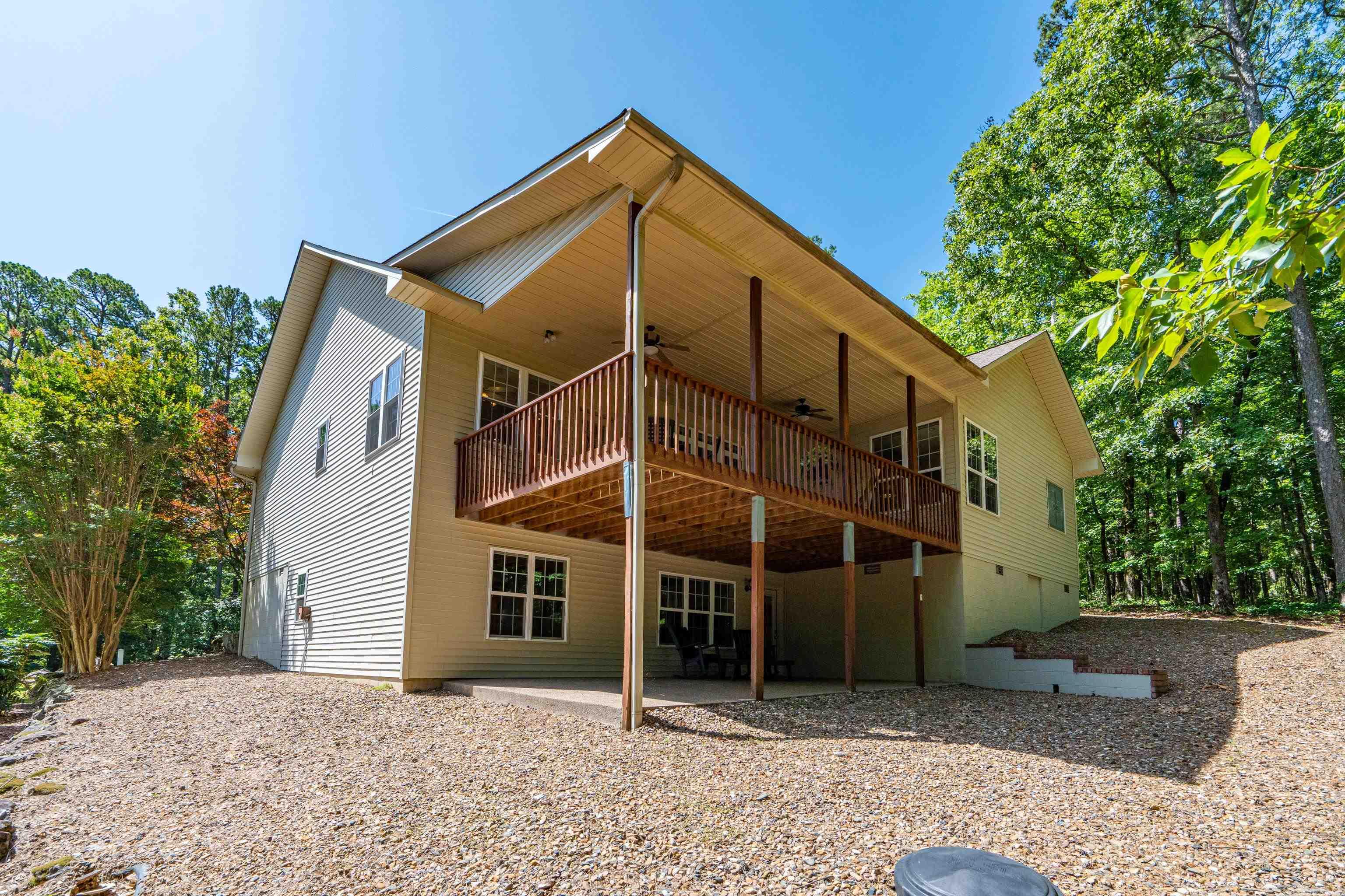 Mariposa - Residential