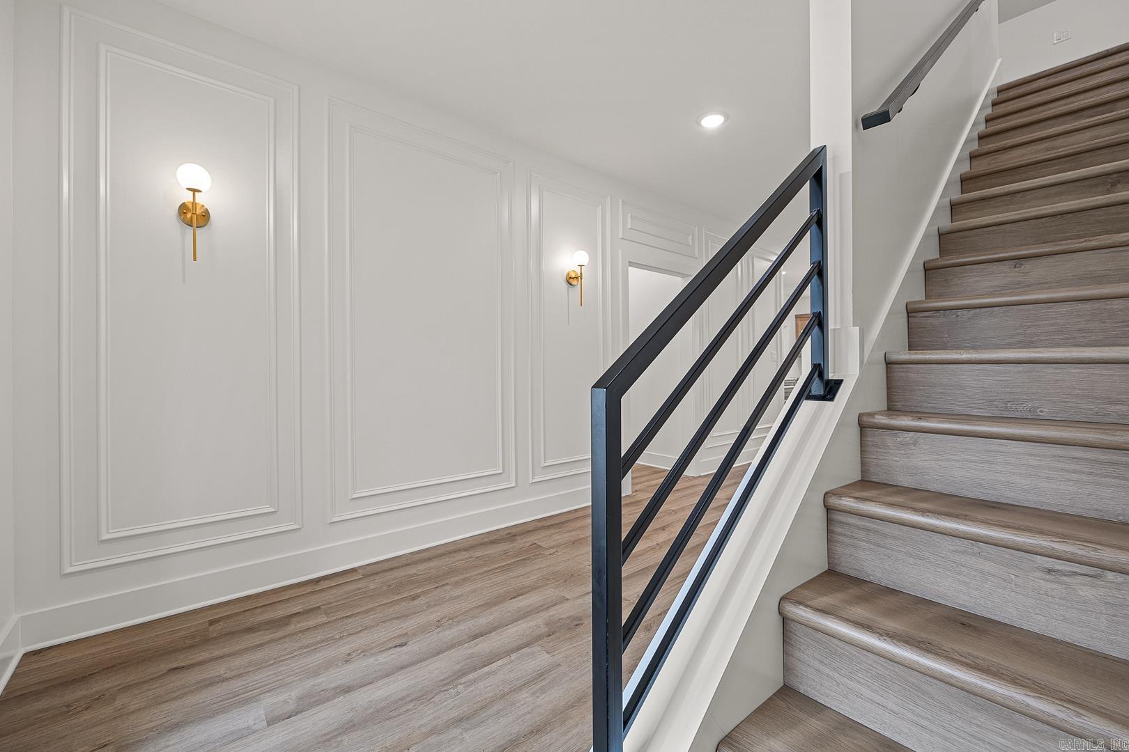 Jamestown Manor - Residential