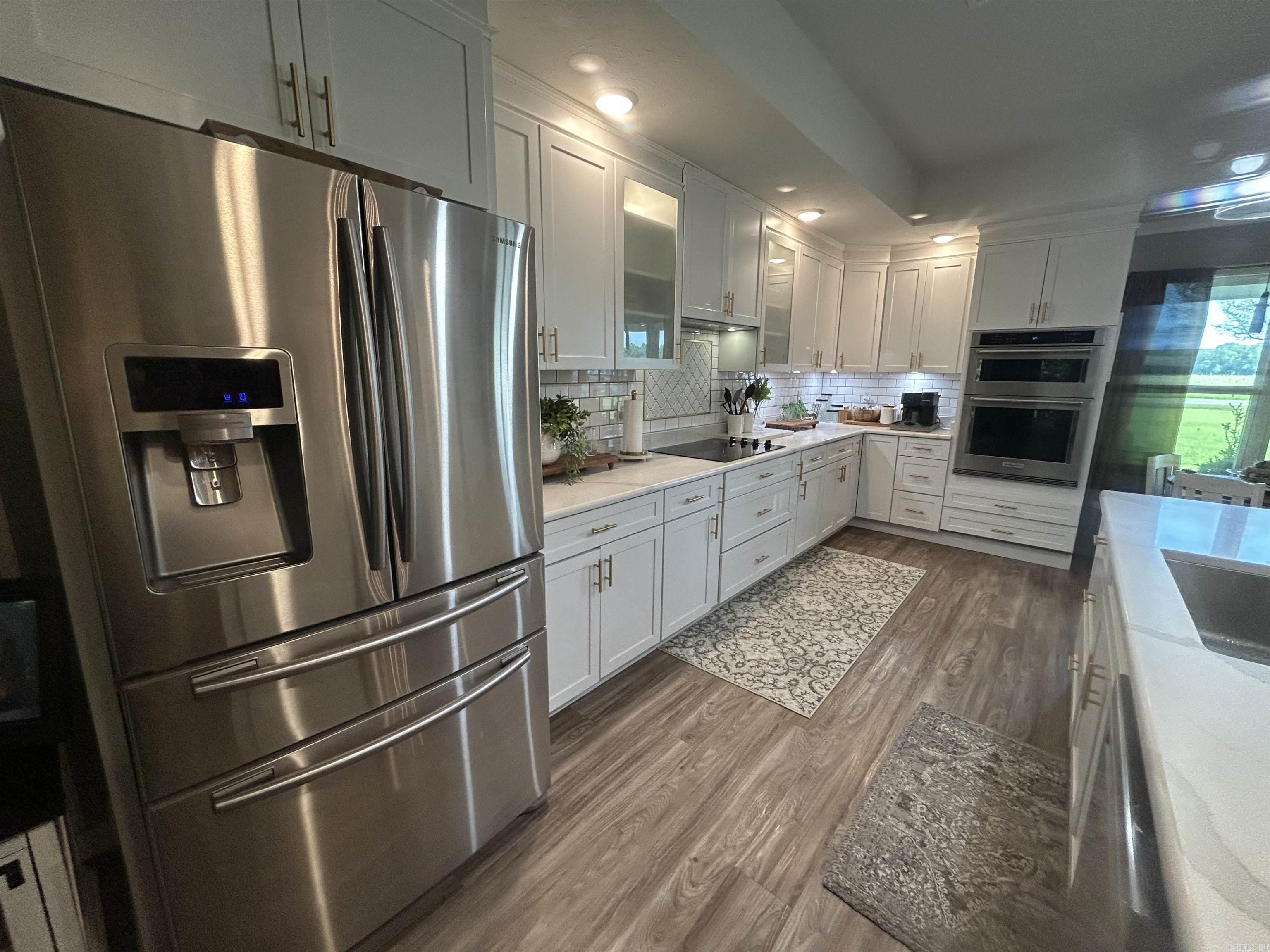 River Drive Estates - Residential