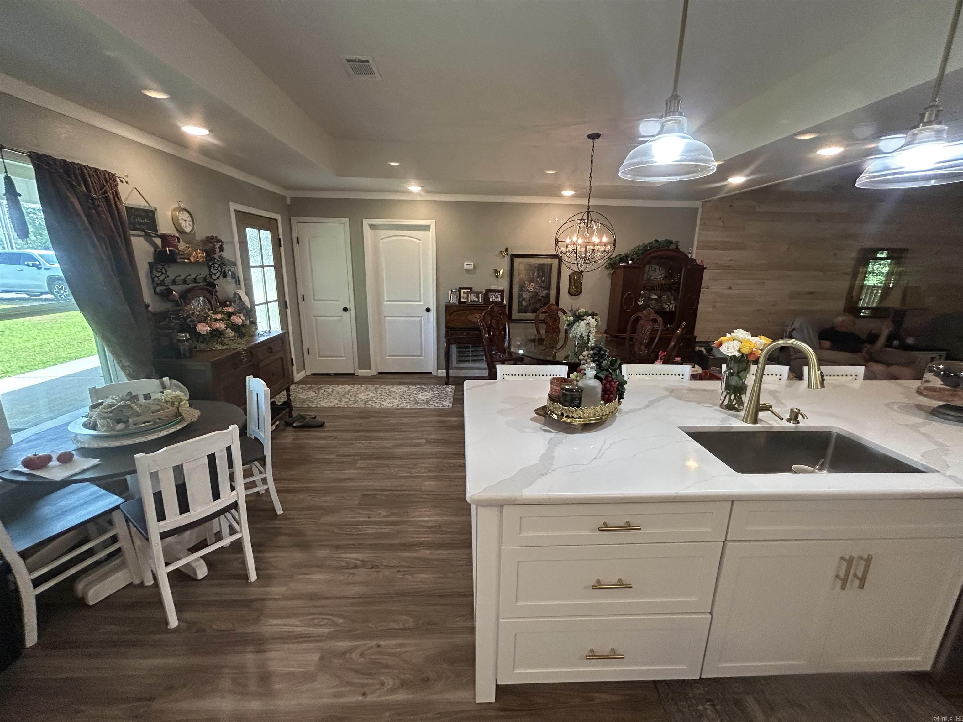 River Drive Estates - Residential