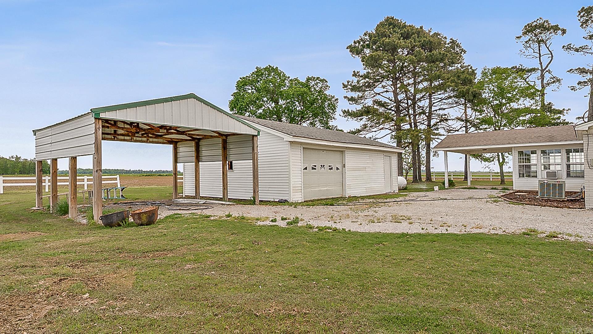 Metes & Bounds - Residential