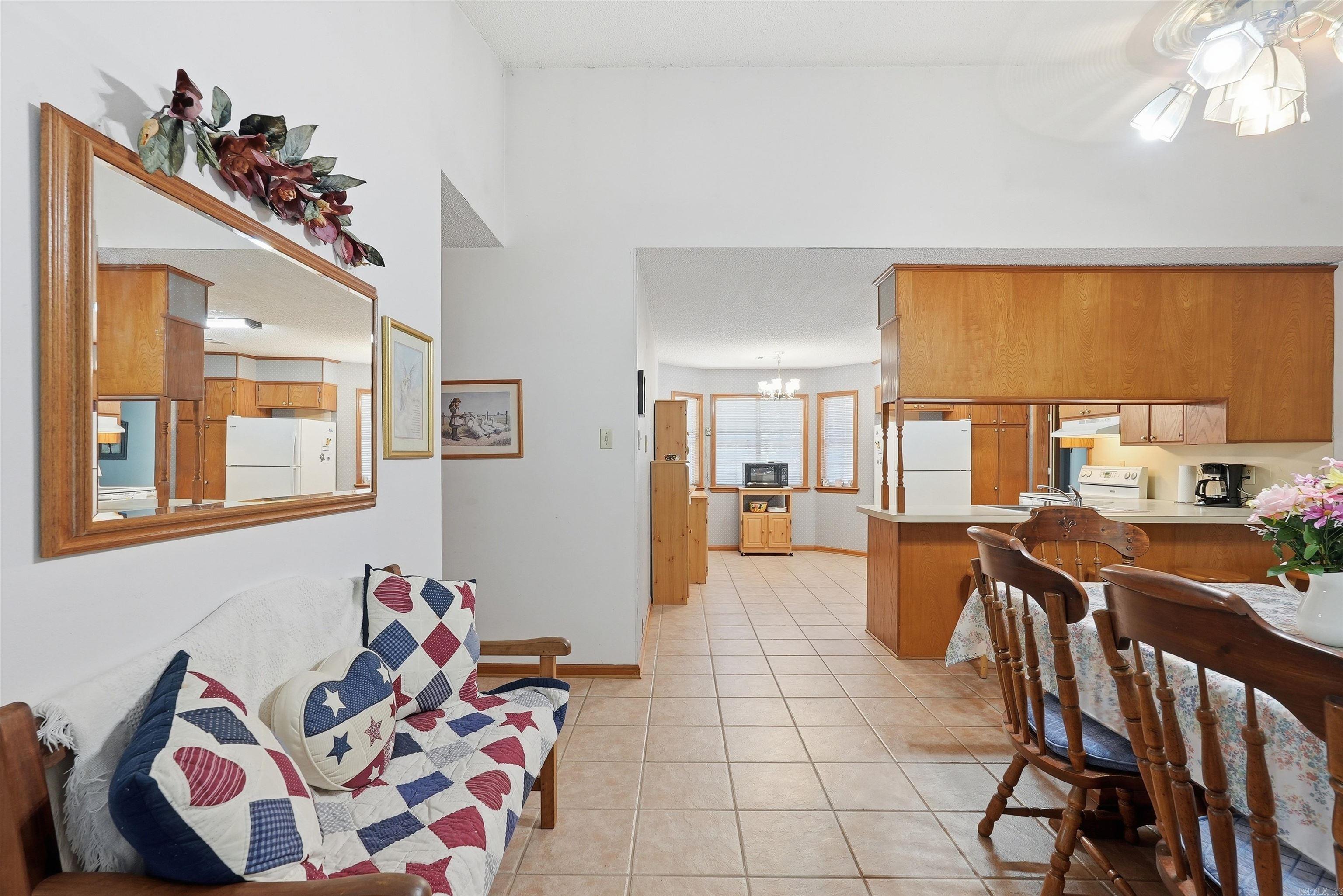 CYPRESS POINT - Residential