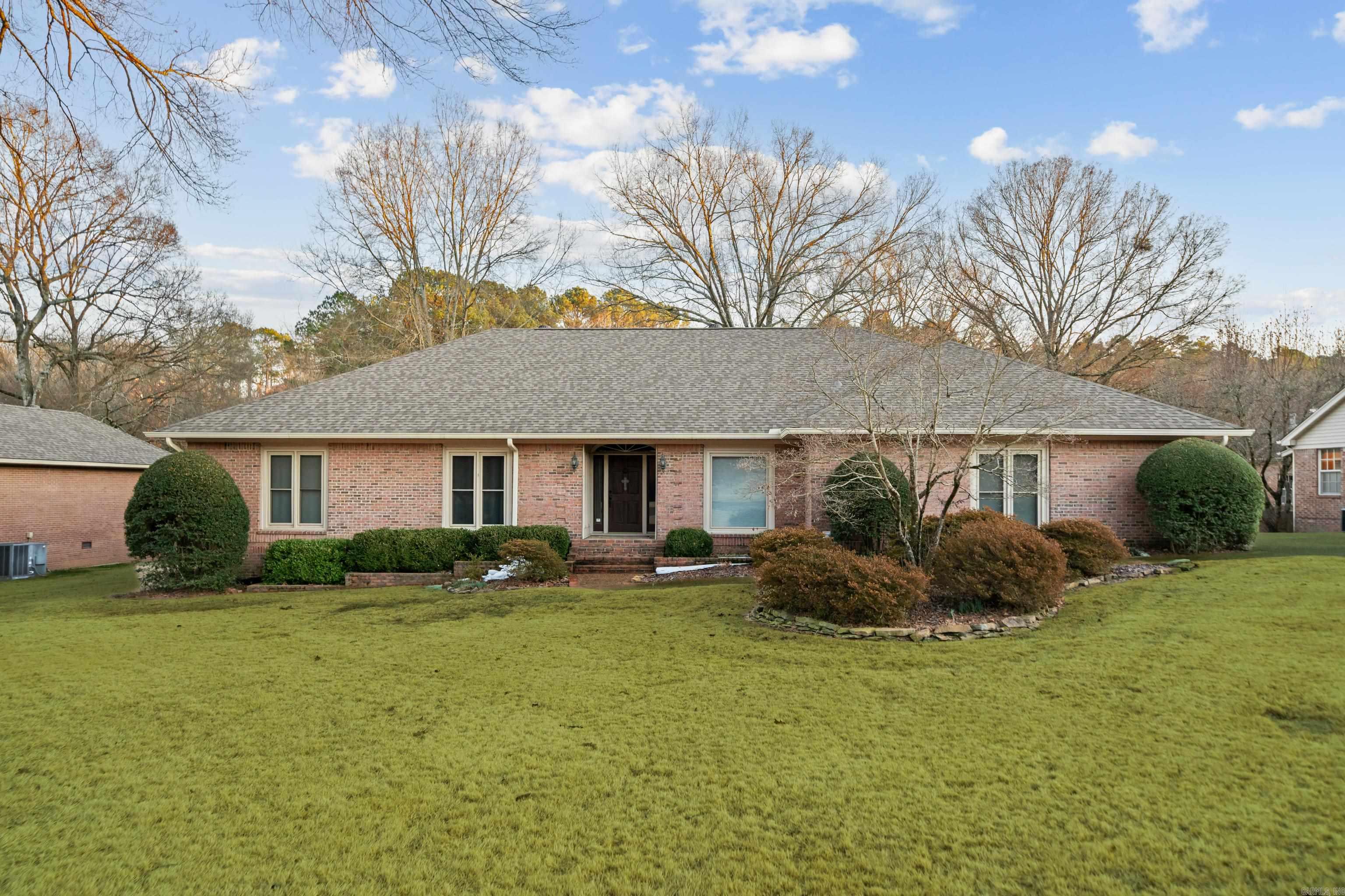 Located in the highly coveted Eastgate II subdivision, this beautifully updated 4-bedroom, 3 full bath, 2 half bath home offers 4,883square feet of thoughtfully designed single-level living in the desirable Lakeside School District. With spacious living areas, quality updates, and an ideal layout for both everyday living and entertaining, this home combines comfort, functionality, and timeless appeal. Inside, you’ll find a well-planned floor plan featuring both formal and informal living spaces, providing flexibility for gatherings, holidays, or quiet evenings at home. Large windows allow for abundant natural light, enhancing the warm and inviting atmosphere throughout. The chef’s kitchen is a standout feature, equipped with dual gas ovens, a 5-burner gas cooktop, ample counter space, and generous cabinetry for storage. Whether preparing meals for a crowd or enjoying a casual breakfast, this kitchen is designed to be both efficient and welcoming. The updated primary suite serves as a private retreat, offering a spacious bedroom and a beautifully appointed en-suite bath with a large walk-in shower and dual walk-in closets.