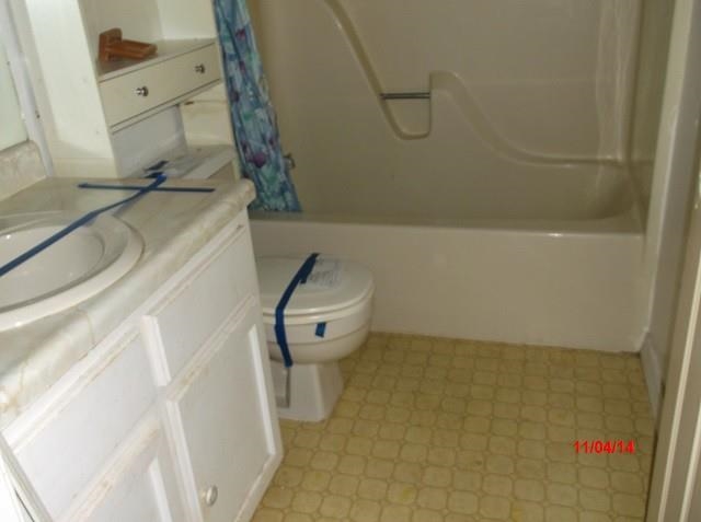 ROLLING OAKS - Residential