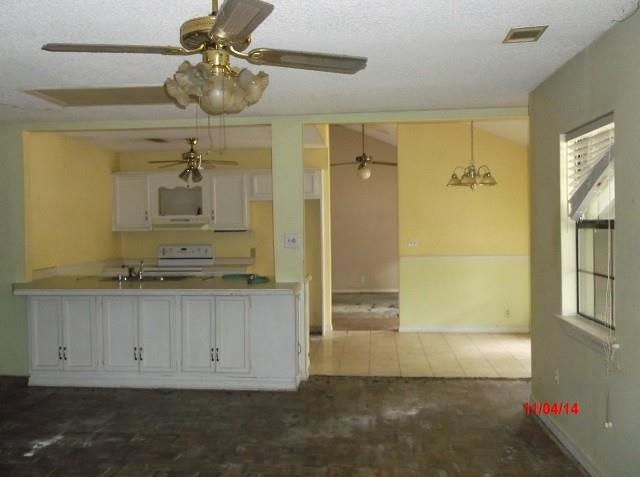 ROLLING OAKS - Residential