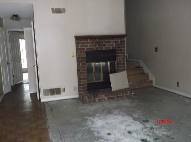 ROLLING OAKS - Residential