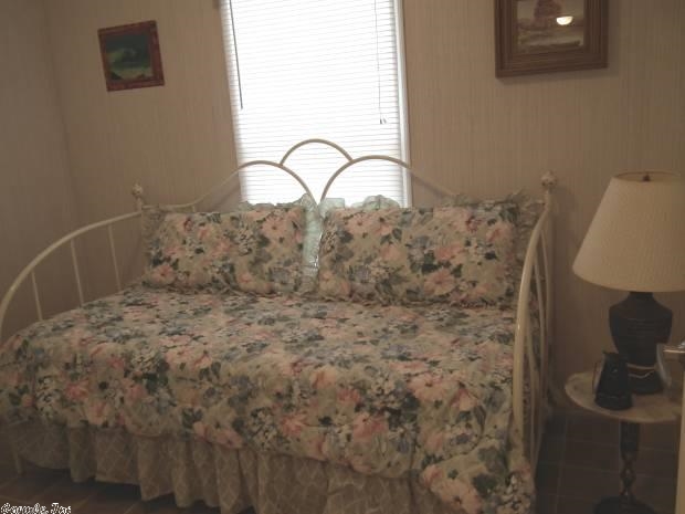 Mountain Place-Cove Creek - Residential