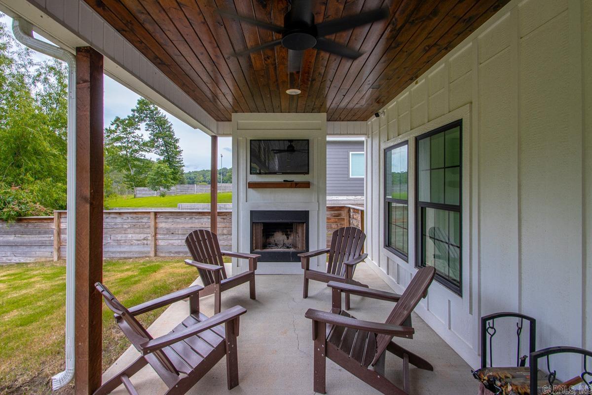 THE WATERS ON TIMBERLAKE - Residential