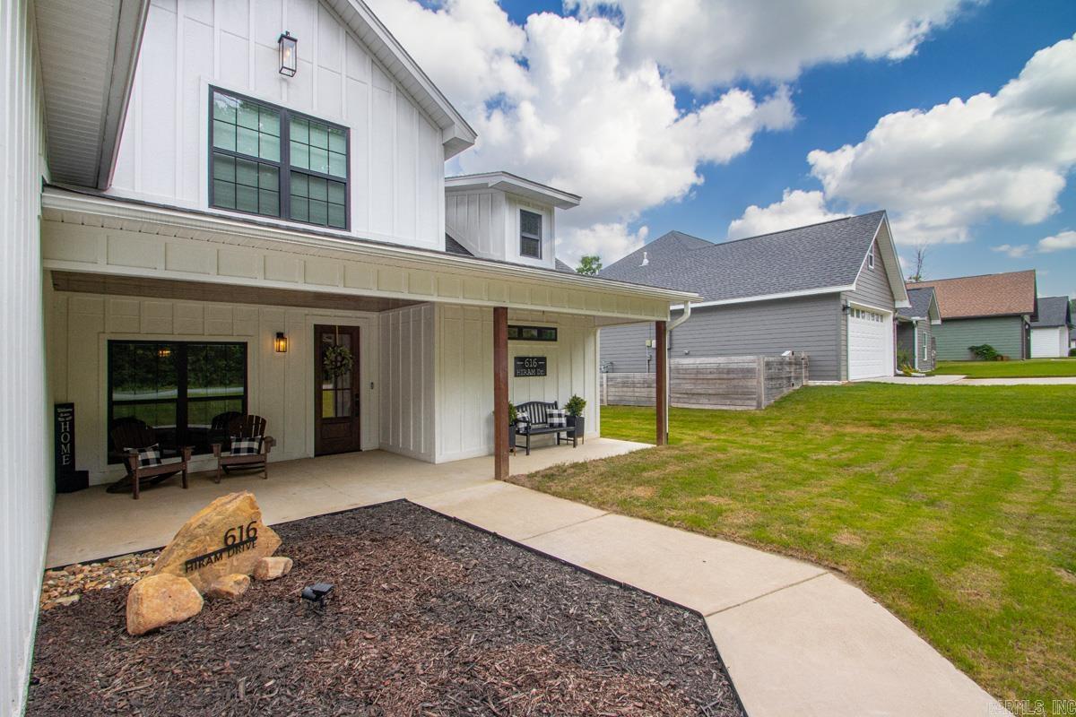 THE WATERS ON TIMBERLAKE - Residential