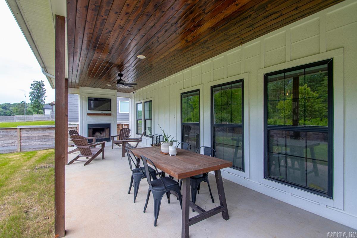 THE WATERS ON TIMBERLAKE - Residential