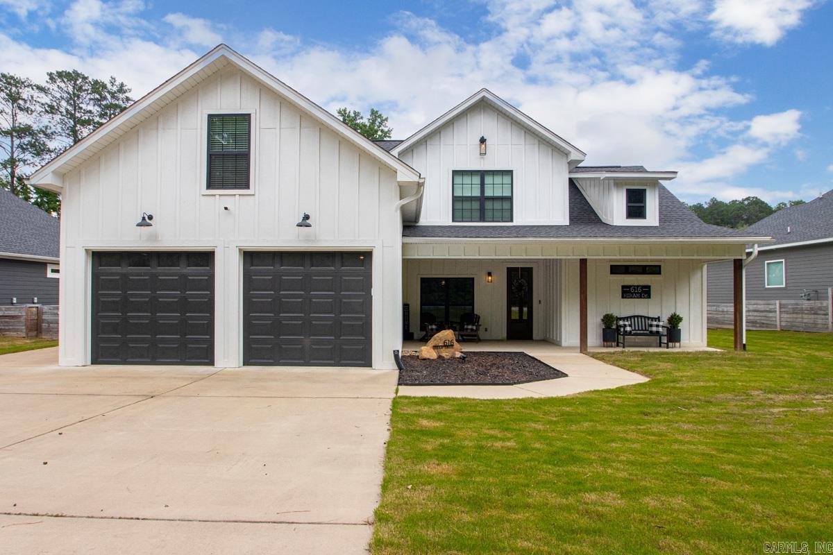 THE WATERS ON TIMBERLAKE - Residential