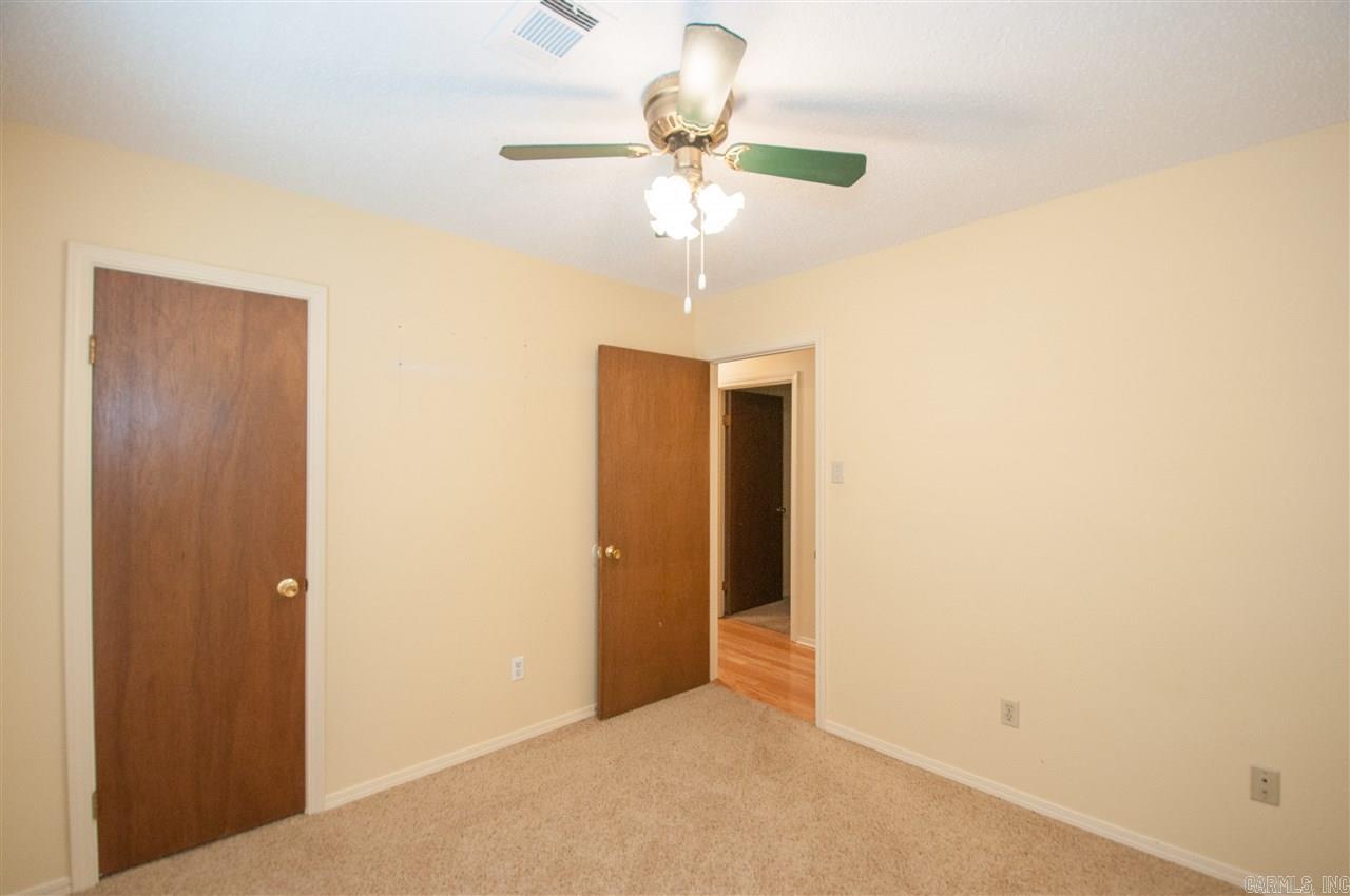 ROLLING OAKS - Residential