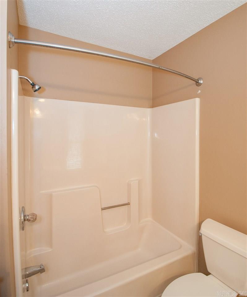 ROLLING OAKS - Residential