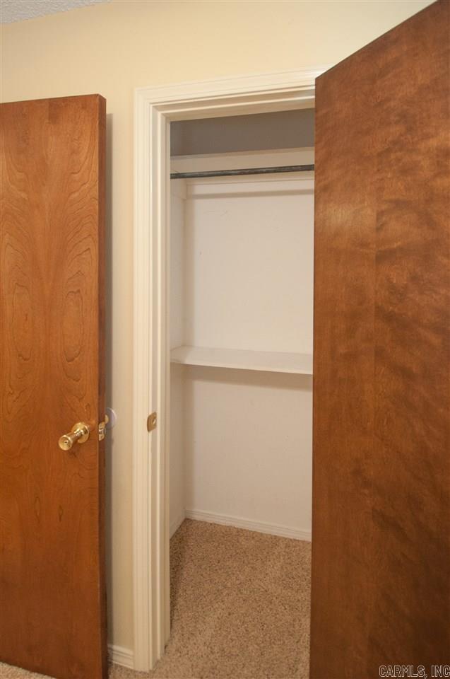 ROLLING OAKS - Residential