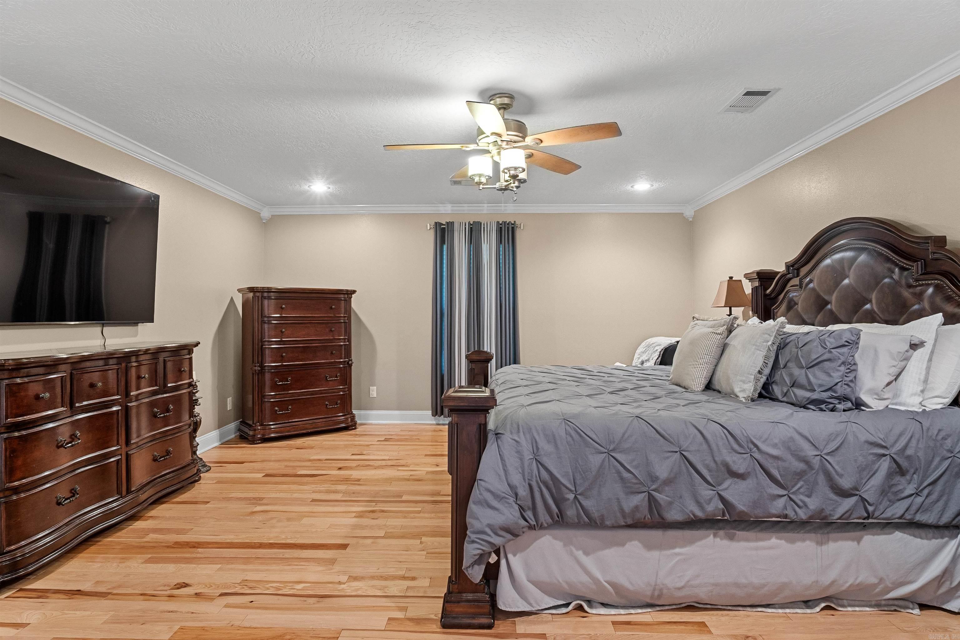 CROWN COLONY SUB - Residential