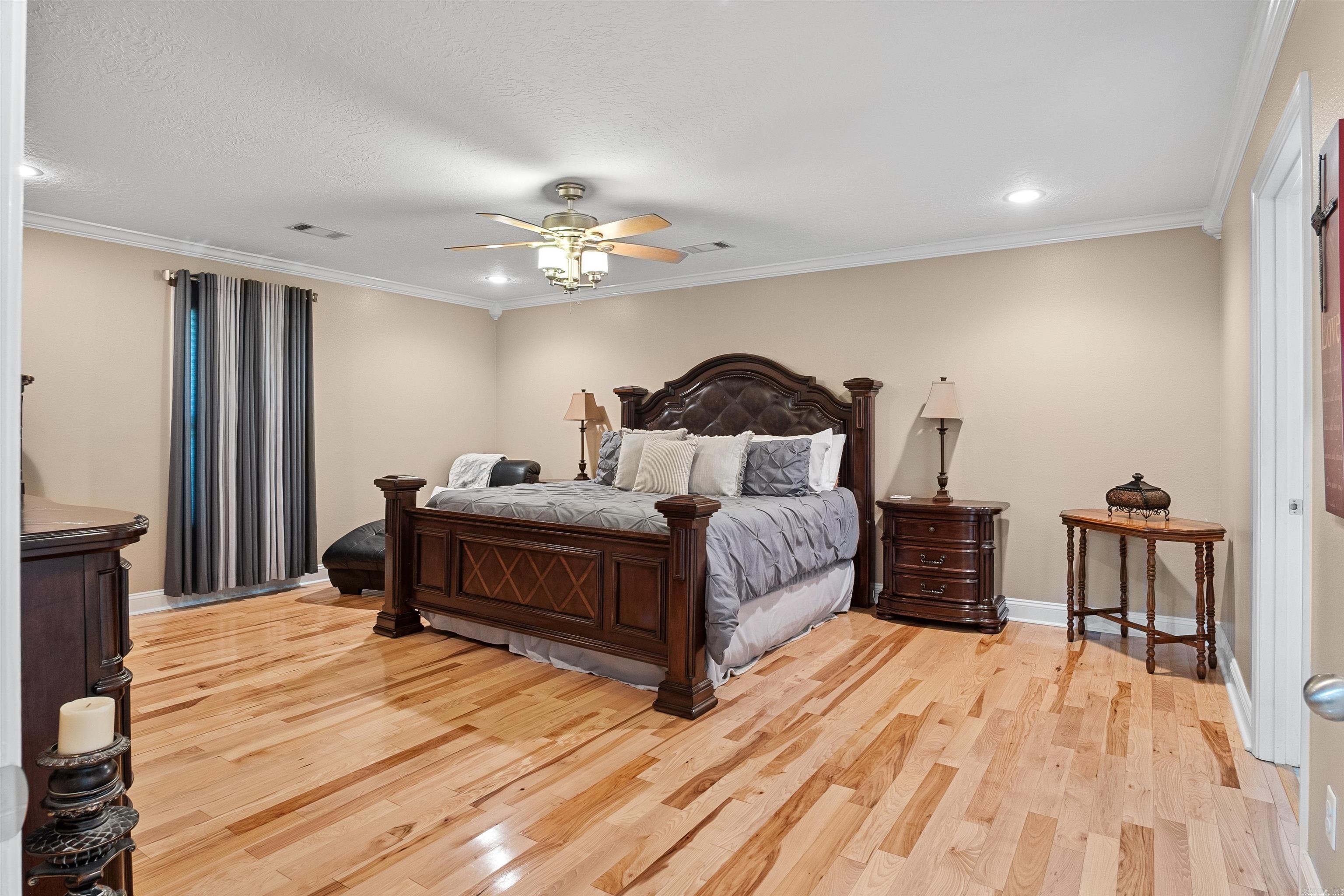CROWN COLONY SUB - Residential