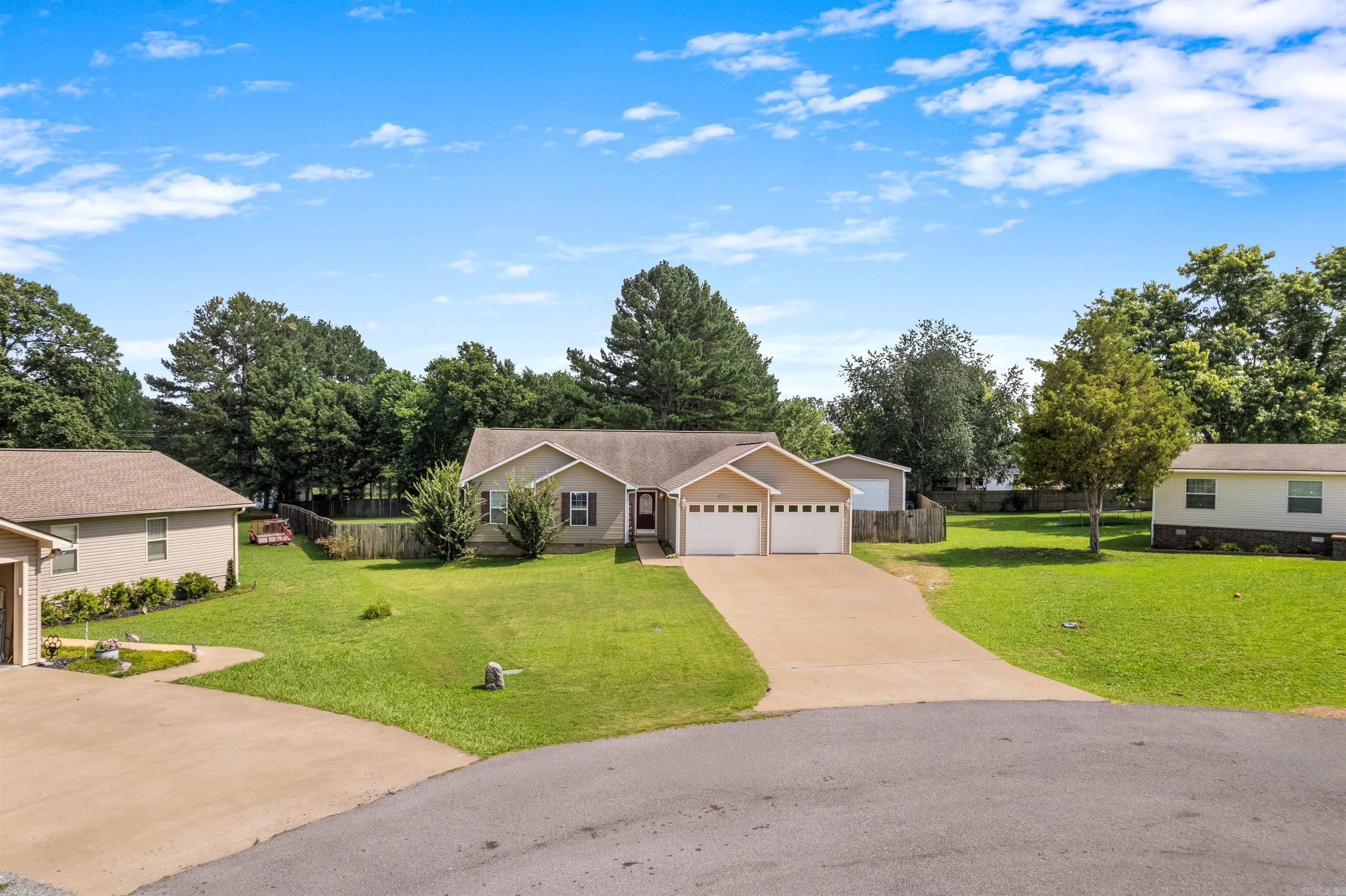 CROWN COLONY SUB - Residential