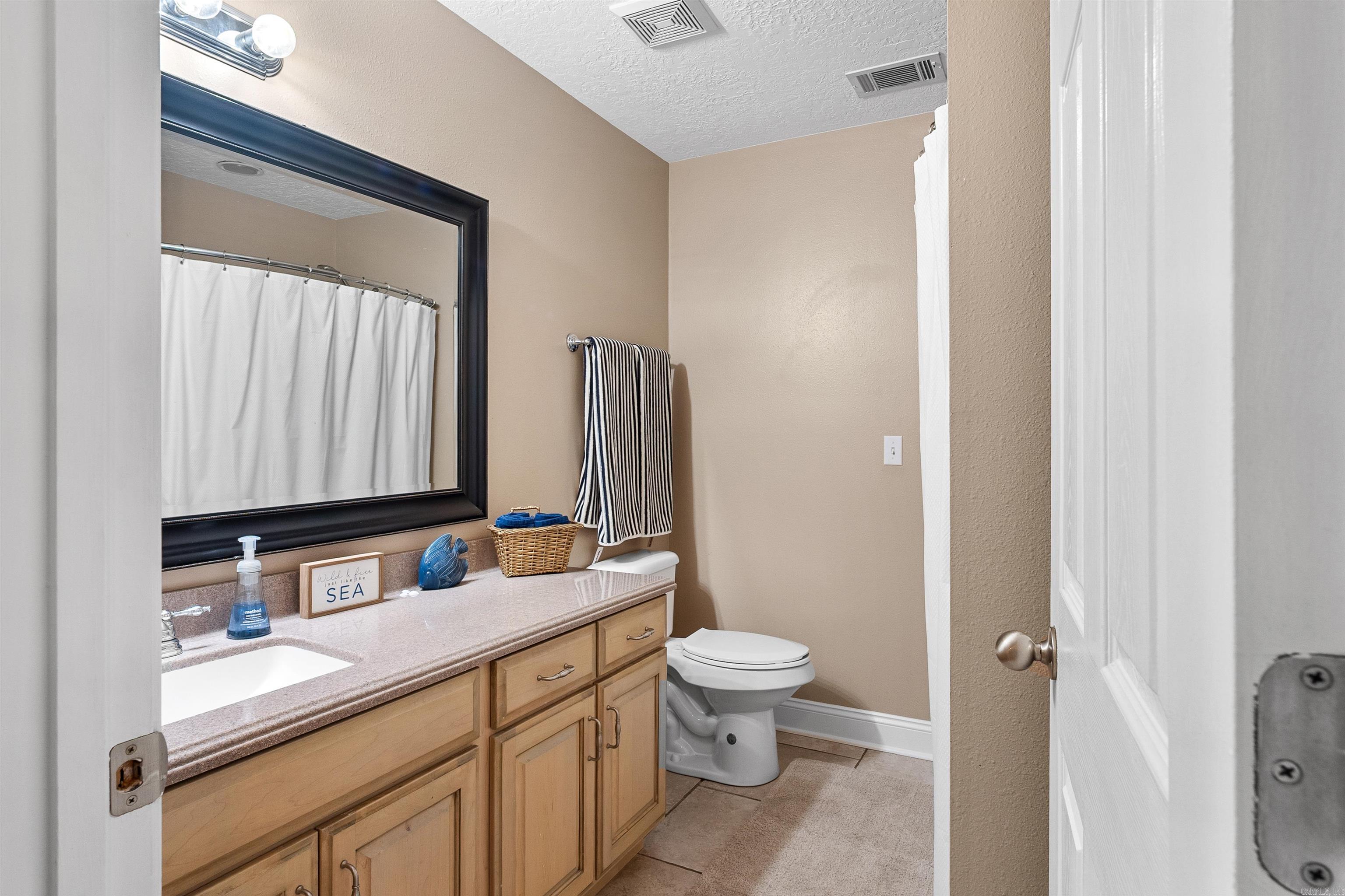 CROWN COLONY SUB - Residential