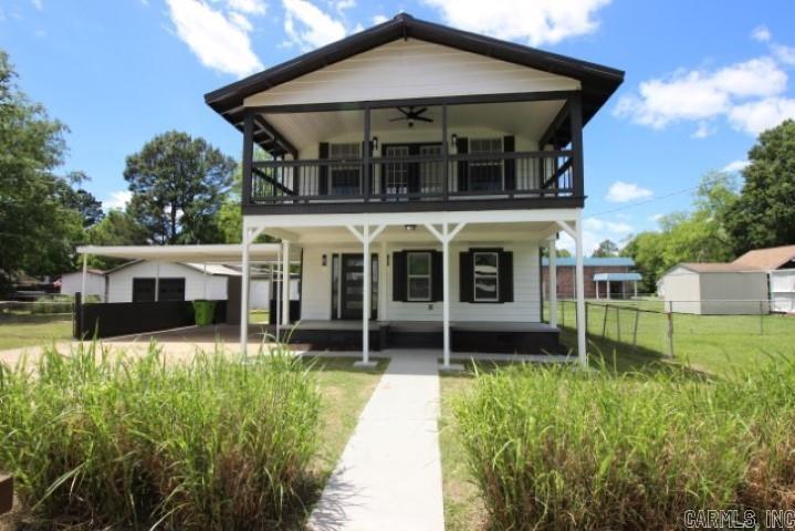 Beautiful newly remodeled home. Awesome wood floors, new paint, and countertops. Primary bedroom has private balcony overlooking park. Walk-in closets and large showers in all baths make this home ready for you to move into.