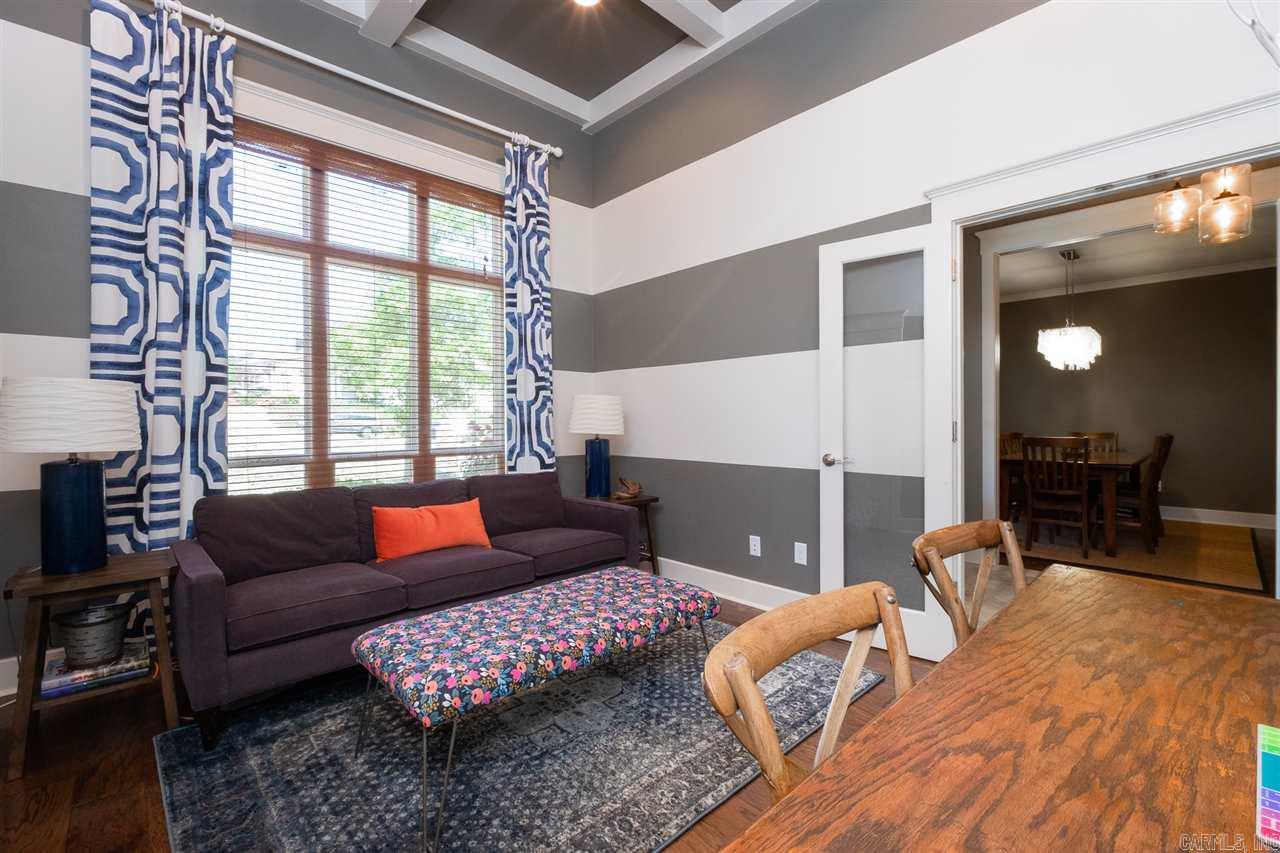WOODLANDS EDGE - Residential