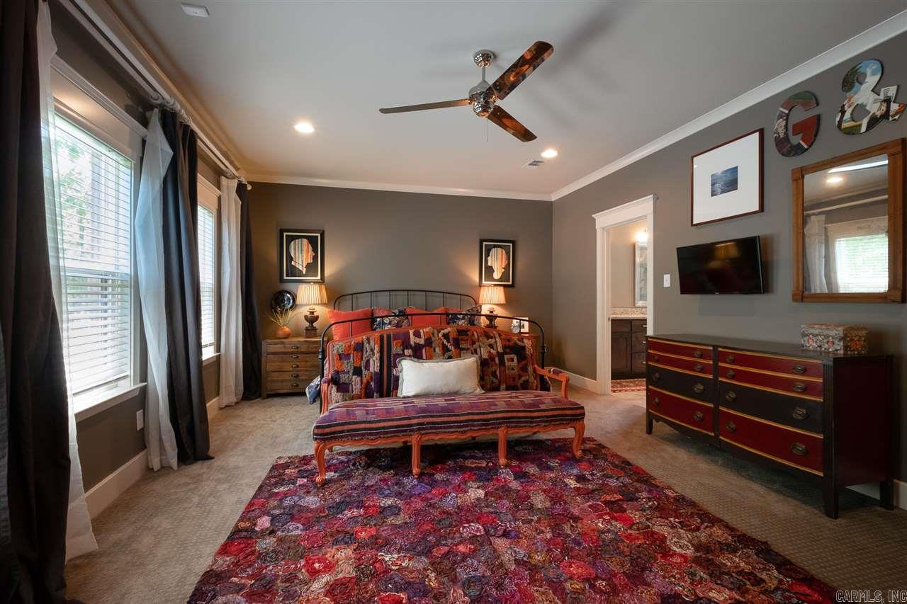 WOODLANDS EDGE - Residential