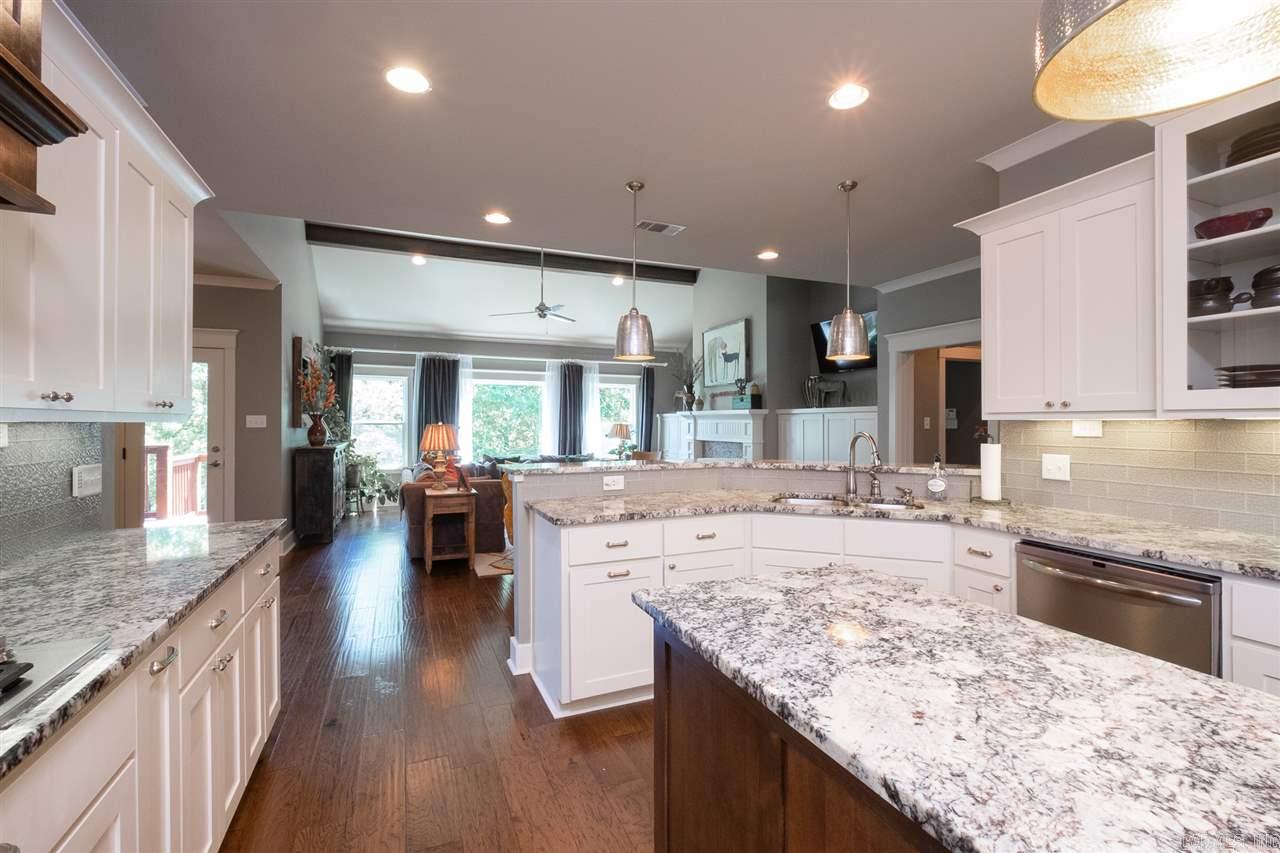 WOODLANDS EDGE - Residential