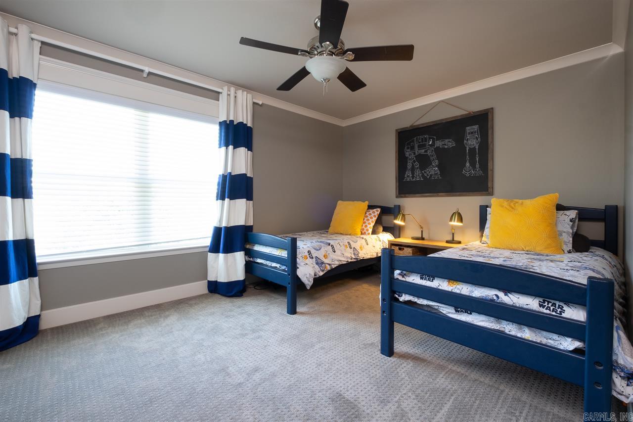 WOODLANDS EDGE - Residential