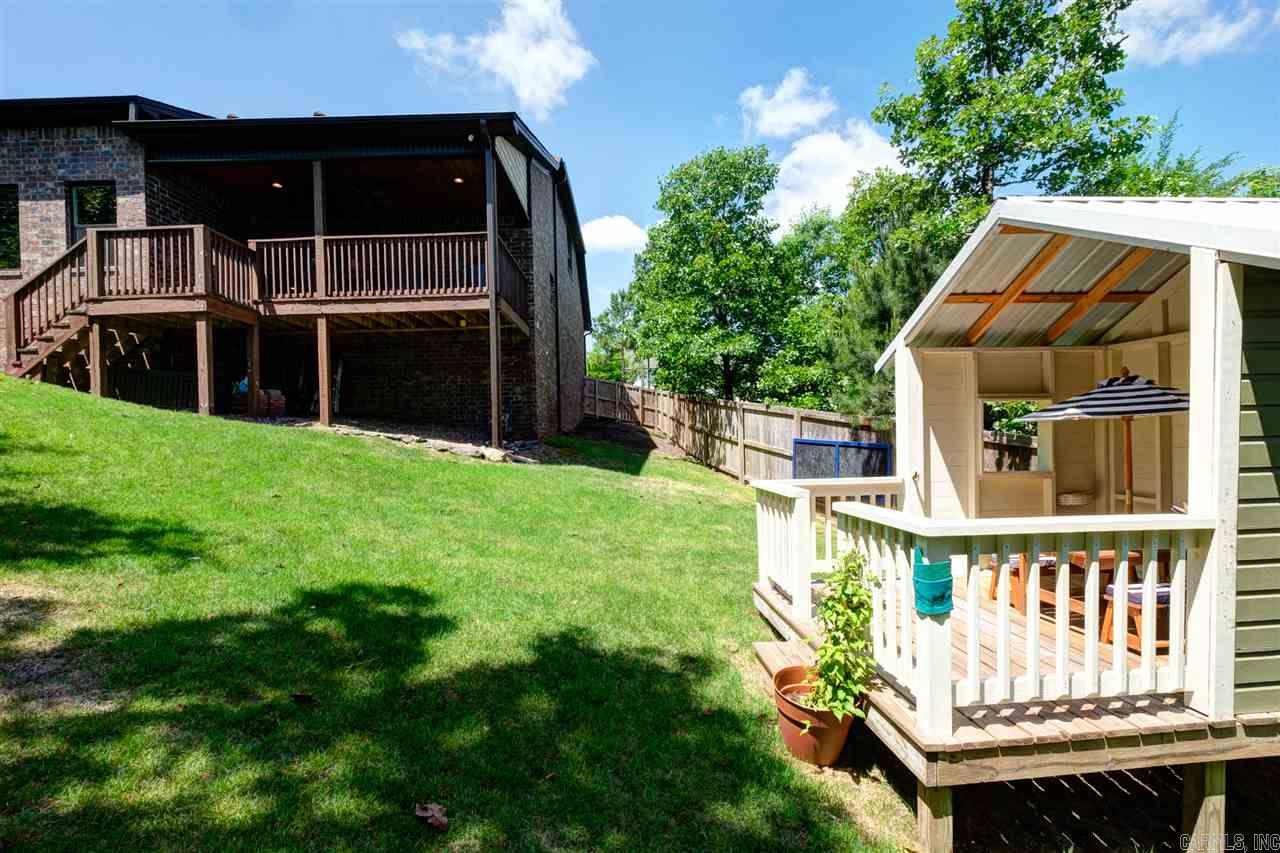 WOODLANDS EDGE - Residential