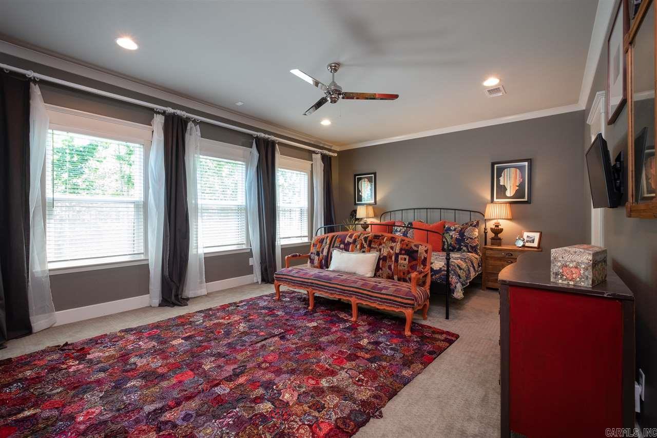 WOODLANDS EDGE - Residential