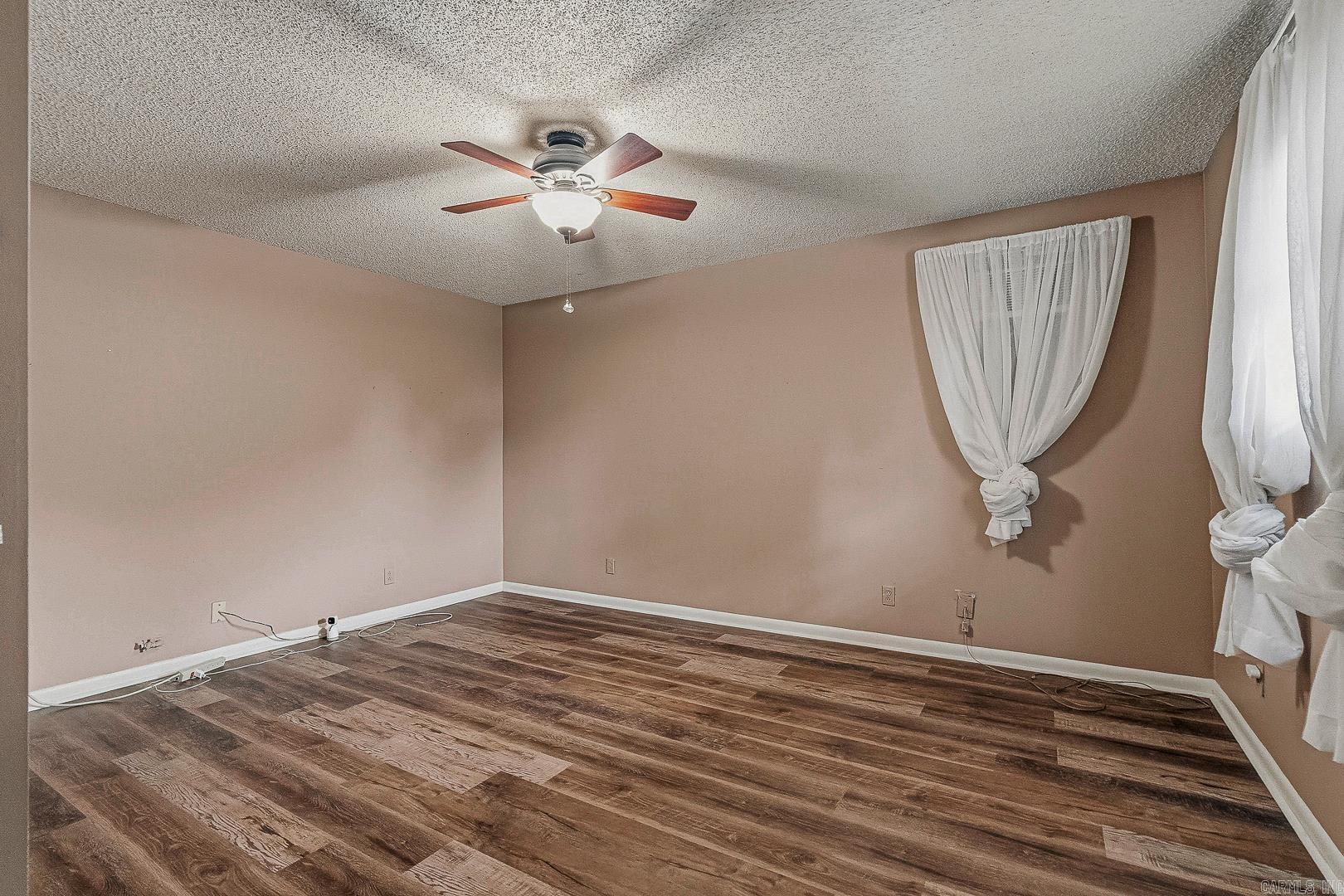 Grandpas Catfish - Residential
