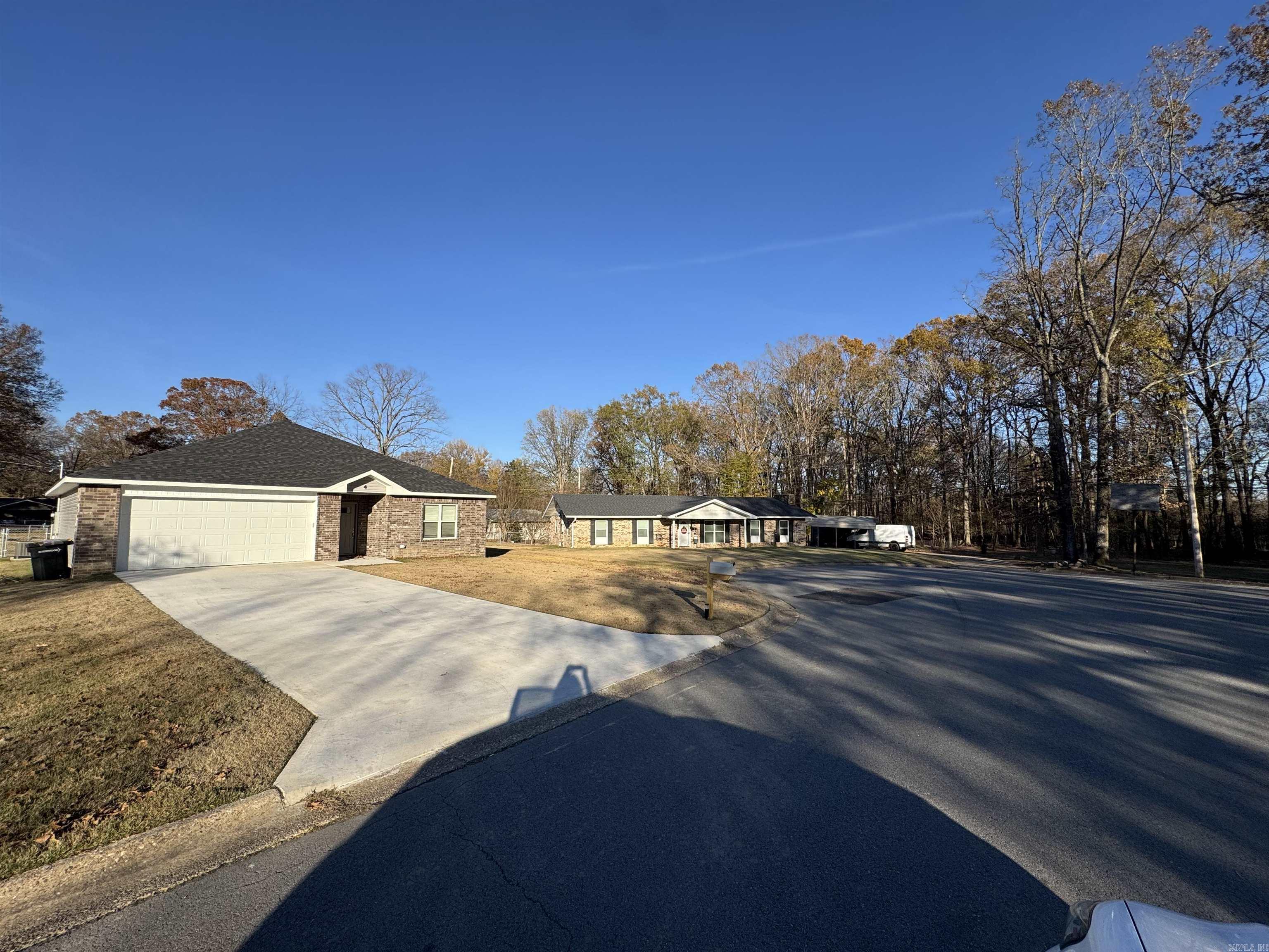 Indian Head Lakes Estates - Residential Lease