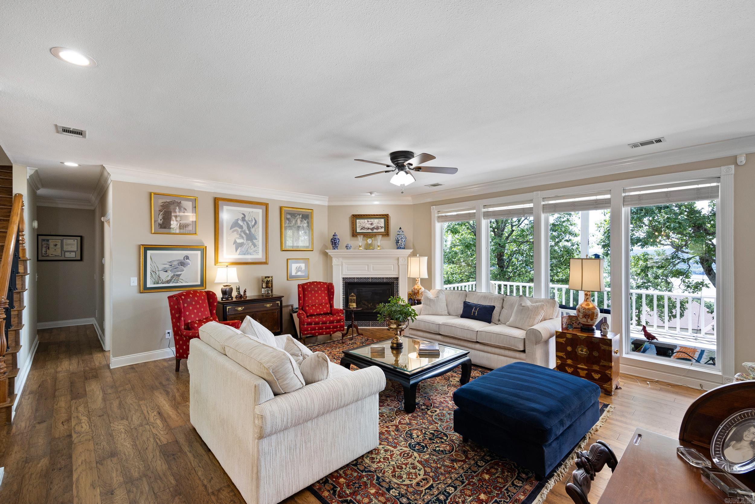 PLEASANT VIEW ESTATES - Residential
